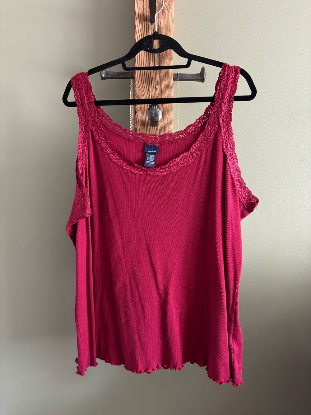 302.) Lace-Trim Sleeveless Tank Top - Deep Red - Cotton